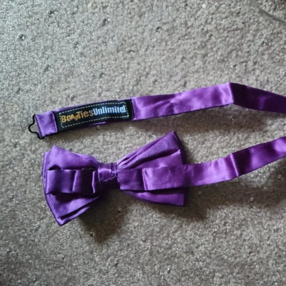 *3 FOR $9* NEW Pretied 100% Silk Royal Lilac Adjustable Bow tie Unlimited Formal